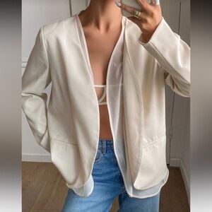 Flowy satin like blazer